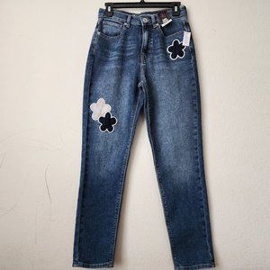 No Boundaries Juniors Flower Patch Mom Dark Wash Denim Jeans Size 7 NWT.